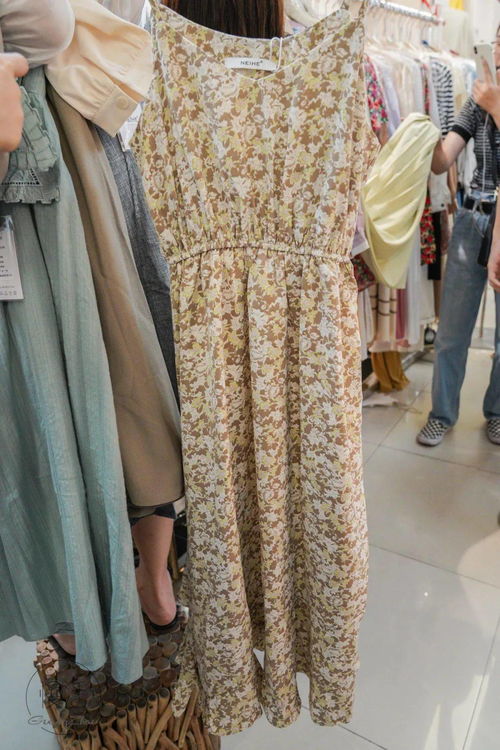 年中清倉(cāng)！服裝批發(fā)城熱賣進(jìn)行時(shí)，10元起500元一麻袋