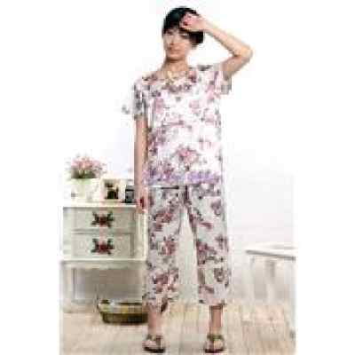 攜手共贏，共繪夏裝新篇章——2011新款夏裝絲綢系列，誠(chéng)邀服裝批發(fā)零售商合作